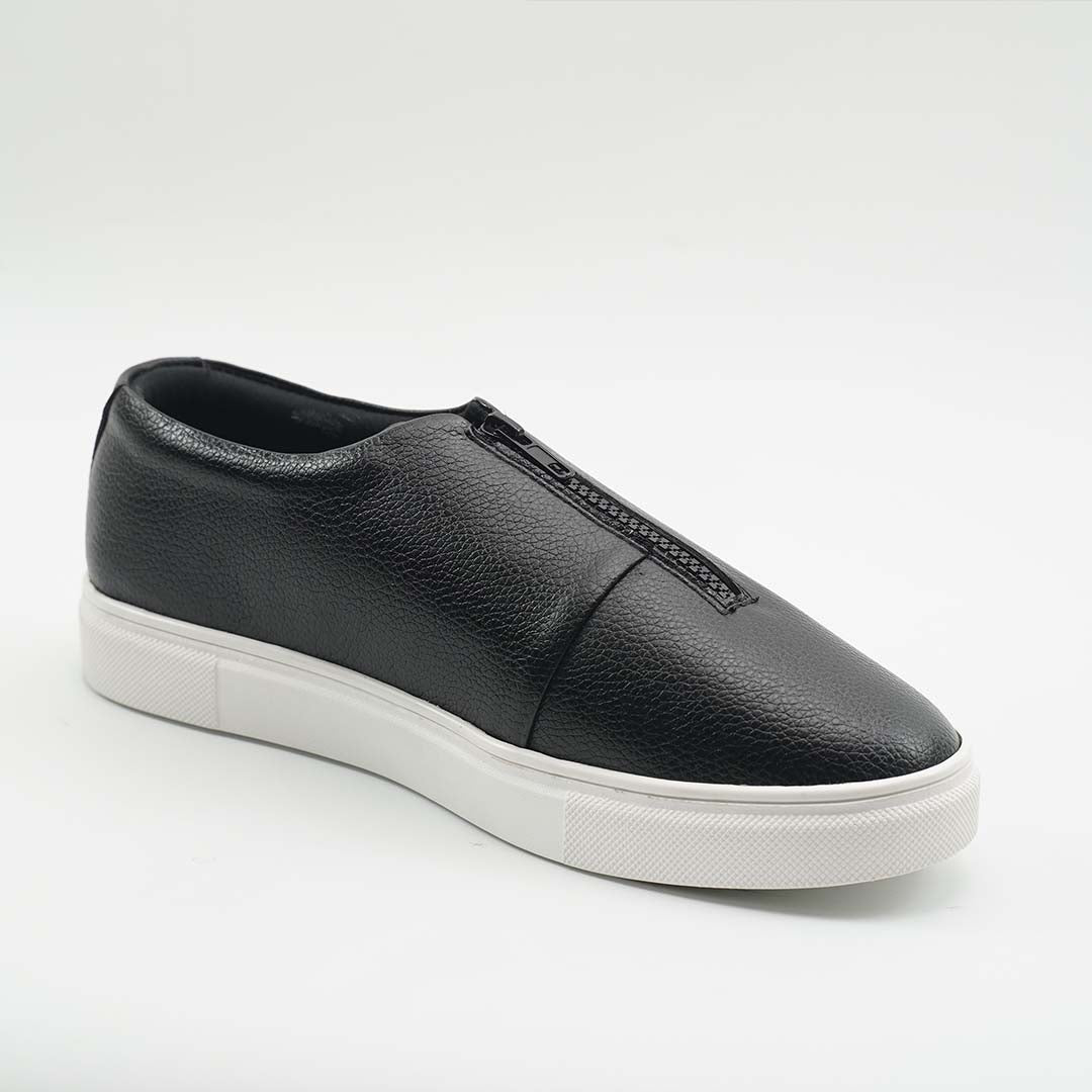 Black Slip-On Leather Sneakers for Men – Modern Zip Style- US0069